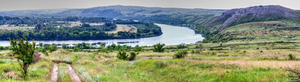 Untitled_Panorama1 copy_tonemapped 1600.jpg